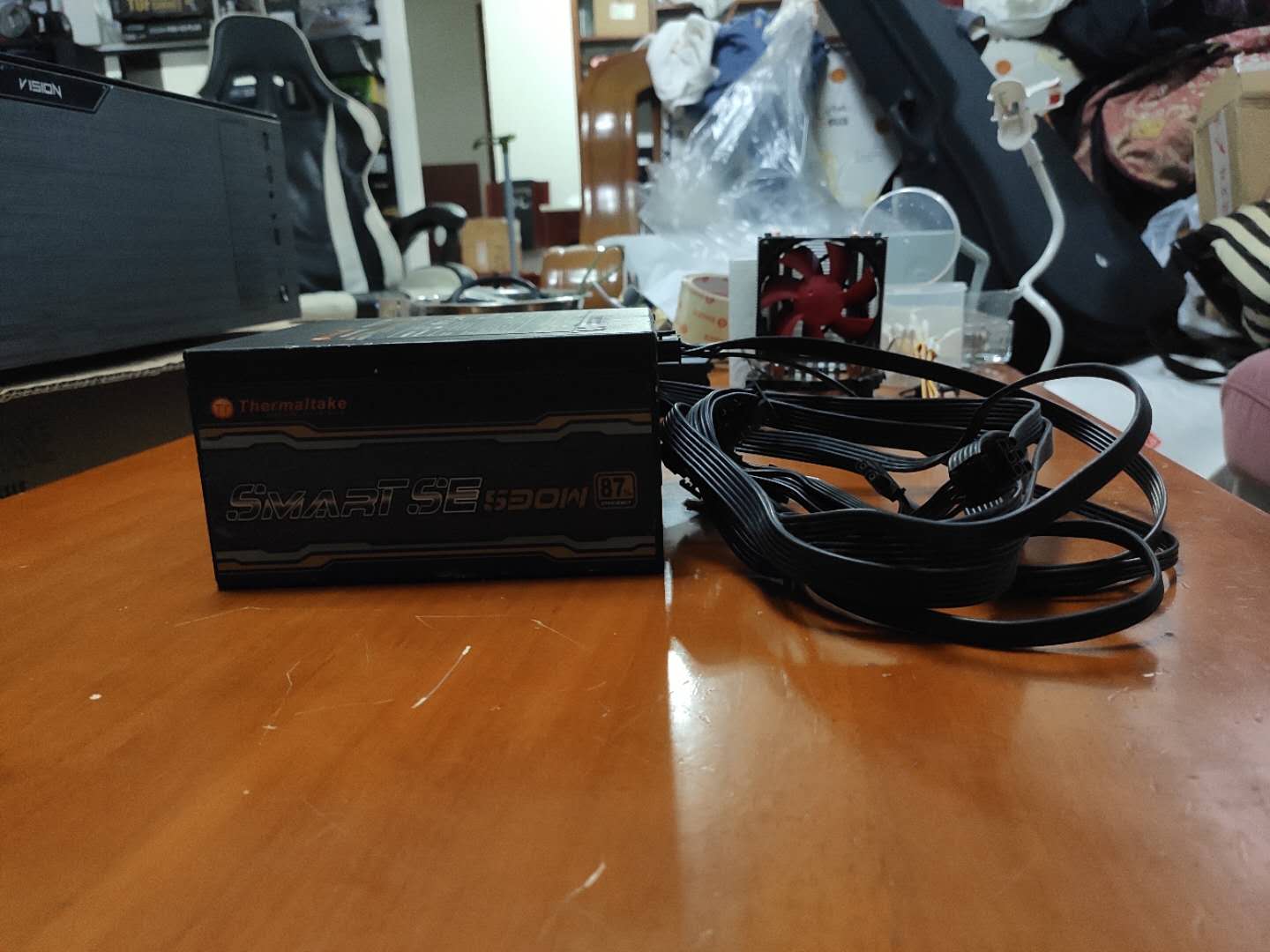 i39100f搭配1050ti吃鸡实测,2000元配置一台i39100f的主机