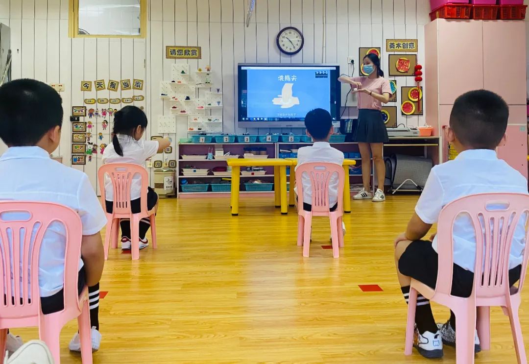 鼓楼一年级报到,小小鼓楼