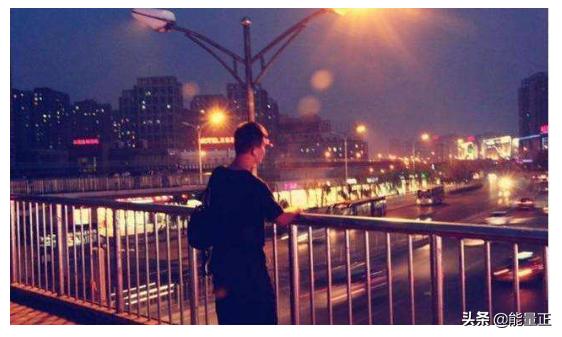 我才27岁为什么活得这么累,从没想过自己的26岁会这么糟糕