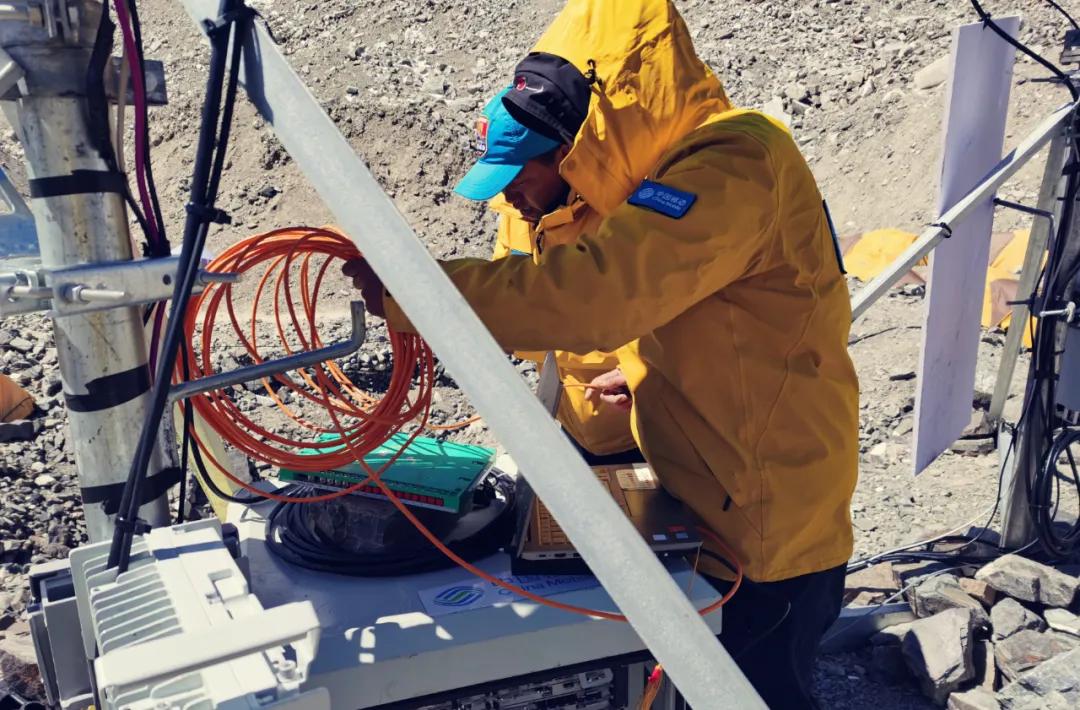 珠峰的感人故事,中国移动5g登顶珠峰对我们的影响