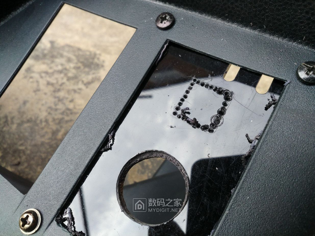 福特嘉年华点烟器拆装,福特嘉年华拆点烟器