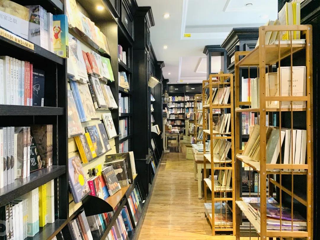 用阅读触摸成都｜在成都不能错过的10家书店（下）