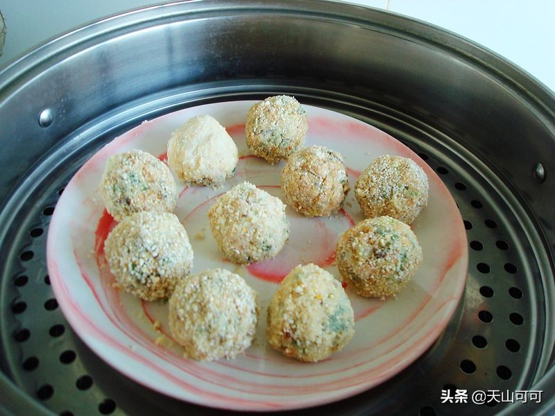 丸子怎么做才好吃不辣不上火,丸子怎么做又滑又嫩又有弹性