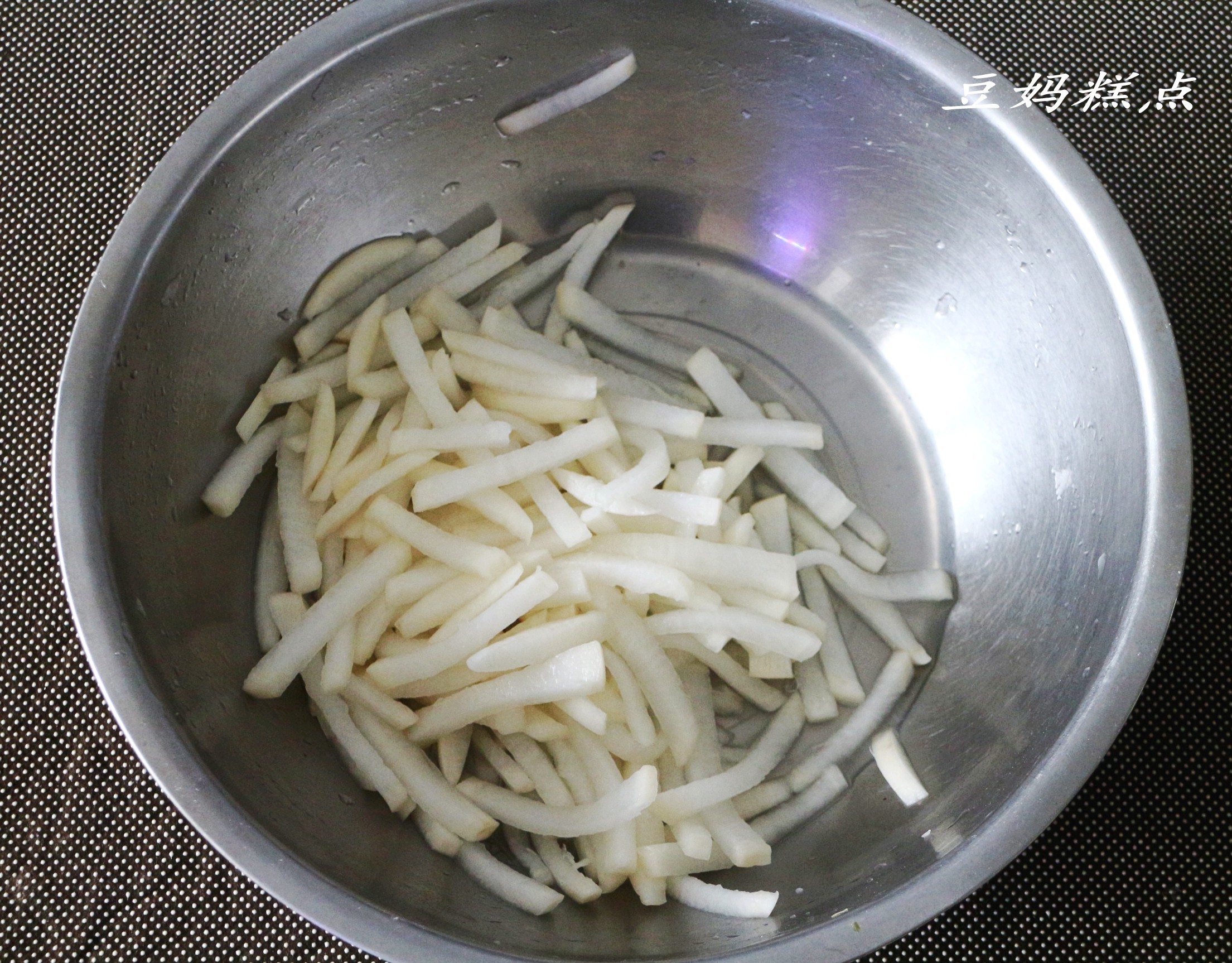 雪碧腌萝卜皮酸甜可口脆爽开胃,安庆腌萝卜干酸甜可口脆爽开胃