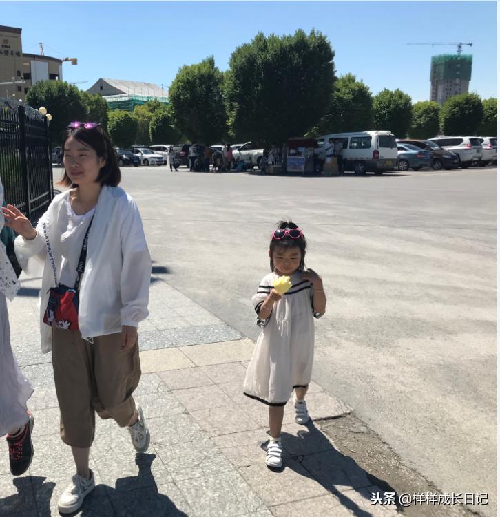 一家三口新疆伊犁旅游,自驾游霍尔果斯路线攻略