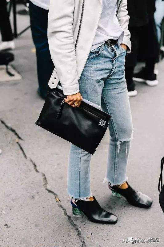 给大家推荐一款什么样的男士包,适合父亲的男士包