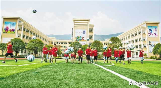 决胜脱贫攻坚主旋律歌曲,脱贫攻坚歌曲原唱