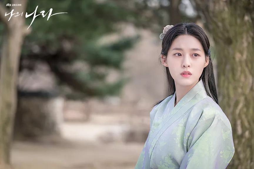 十月开播的韩剧，一个月的笑点要被这部剧承包