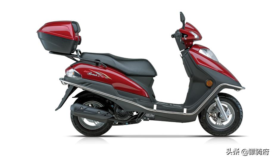 豪爵新悦星与宇钻e哪个好,豪爵踏板摩托车宇钻好还是悦星好