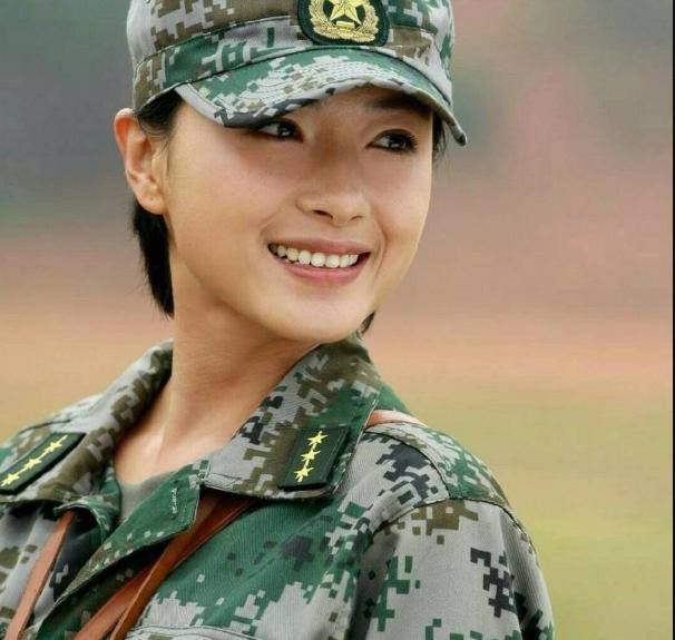 万茜与刘璇,万茜回应与刘璇撞脸