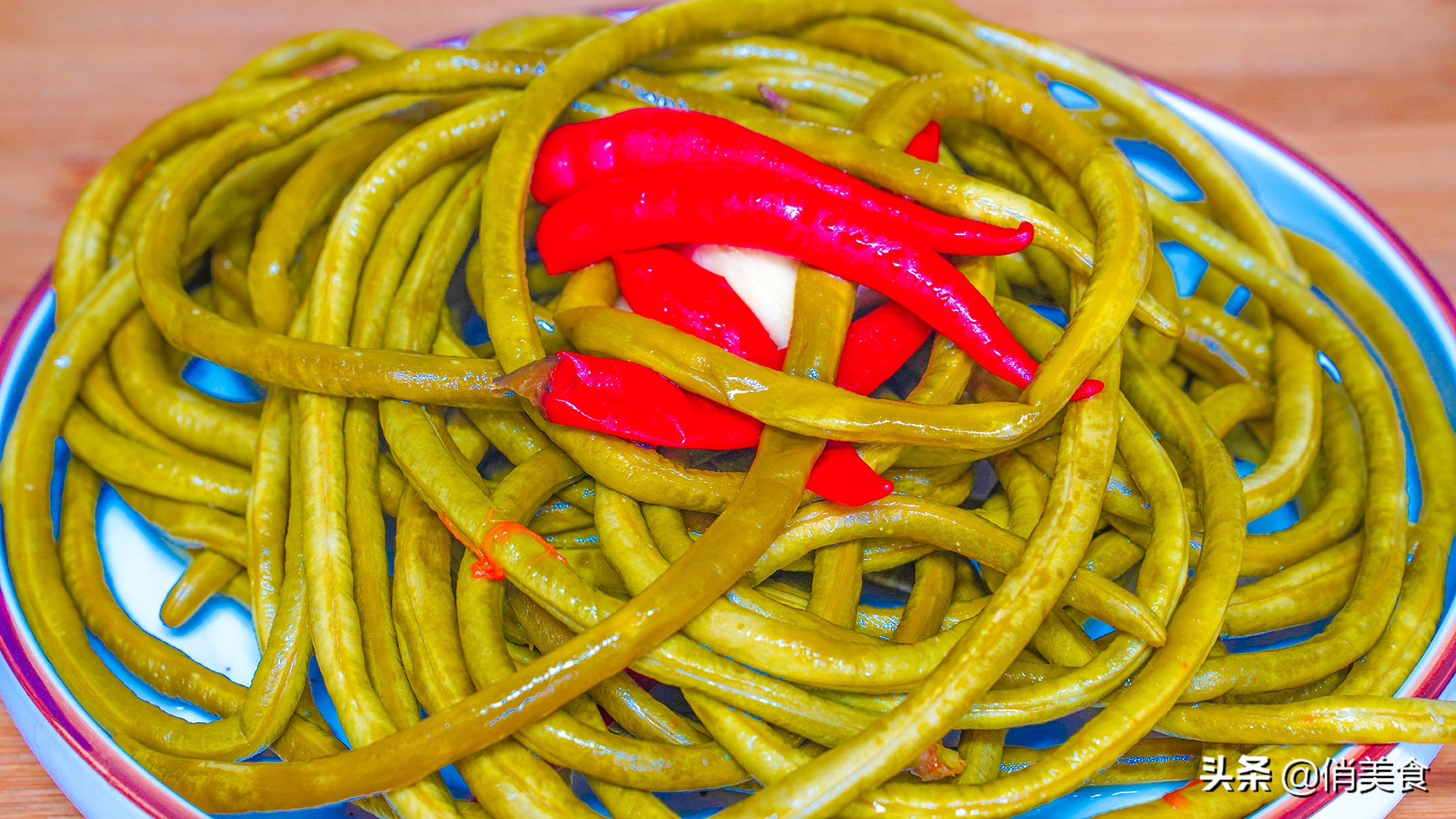 酸豆角怎么腌制才会又脆又好吃,酸豆角的简单快速腌制方法