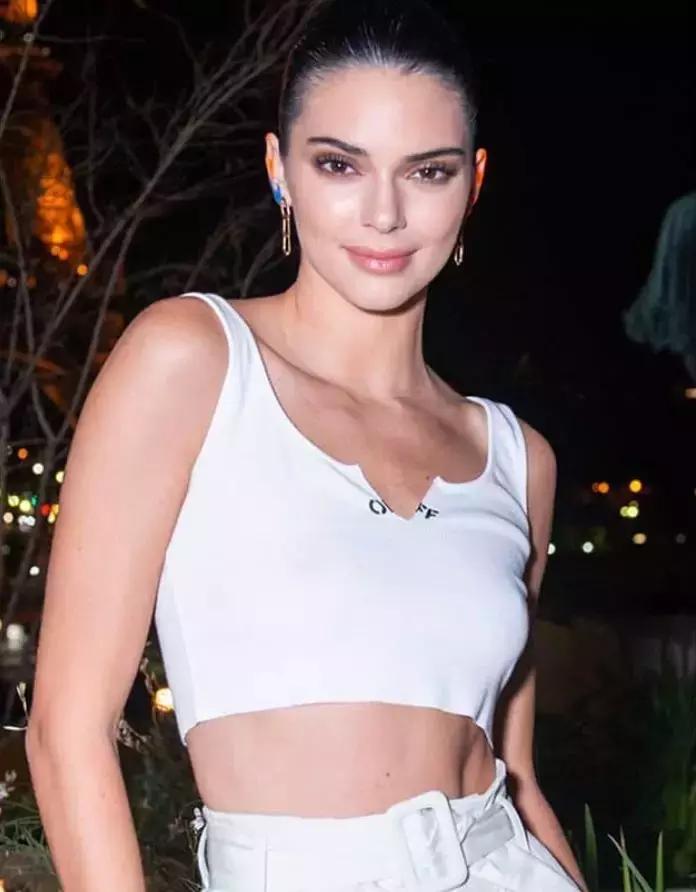 娼簵閰嶉グ,娼簵鎺㈠簵