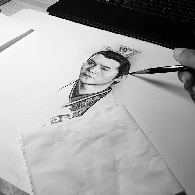 如何画出夸张的人物肖像画,当灵魂画手模仿大师作画