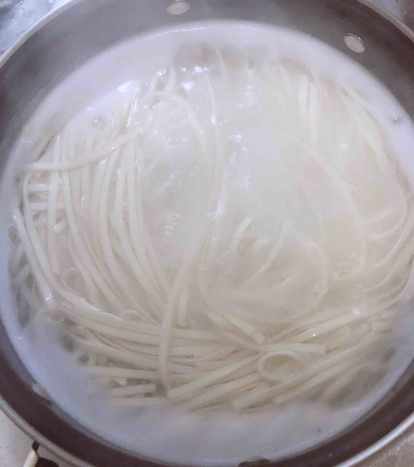 老鸭汤怎么炖才能好喝又营养,老鸭汤怎么炖好喝营养又美味