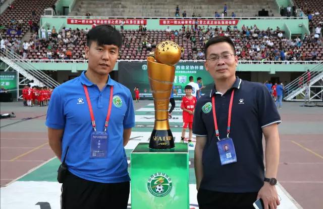 3d打印科技感奖杯,云亚科技