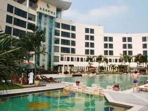 成都春节近郊温泉旅游攻略,成都卡拉卡拉漫温泉多少钱耍一天