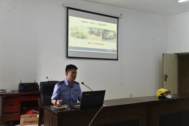 221万人次围观直播,直播间120万人围观