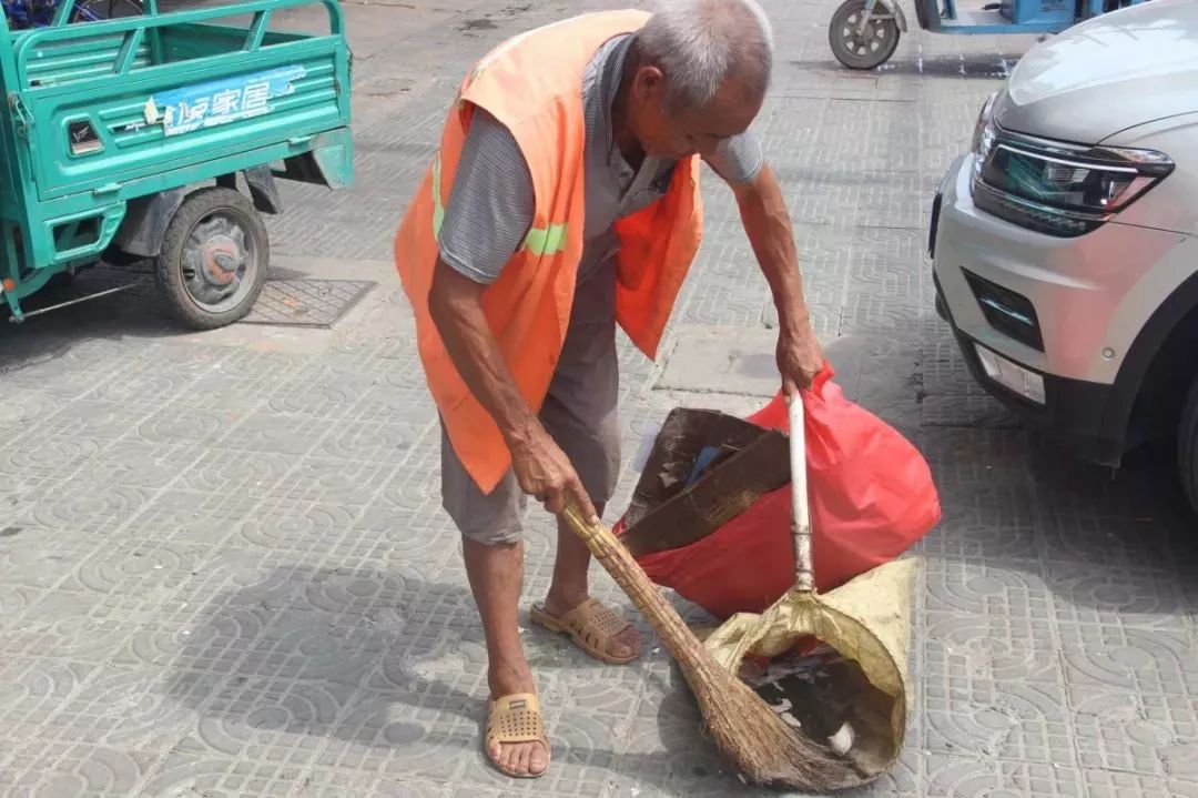 我们都是土生土长的农村娃,我们都是湖北人