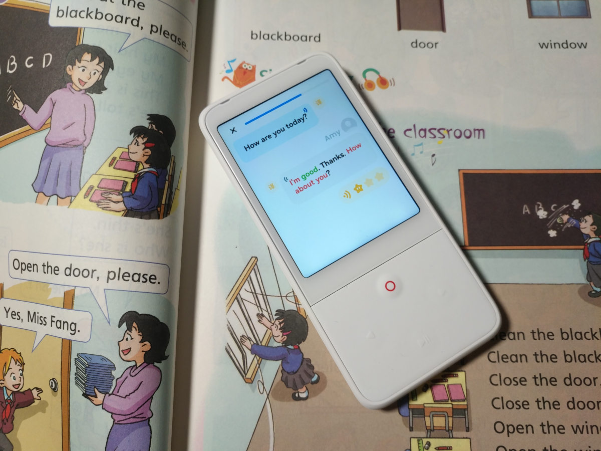 有道听力宝e6和倾听者k5哪个好用,有道听力宝e6和有道词典笔s6区别