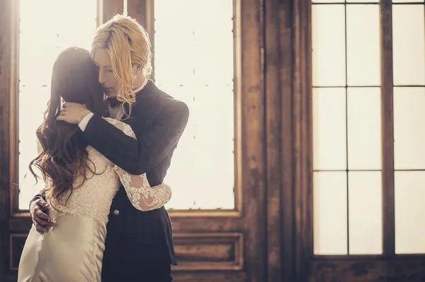 日本第一牛郎罗兰服装品牌被曝抄袭淘宝商家?本人出来道歉了