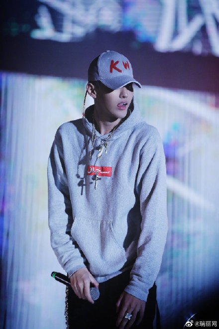 紫色重磅酷帅卫衣推荐,简约coolboy卫衣推荐