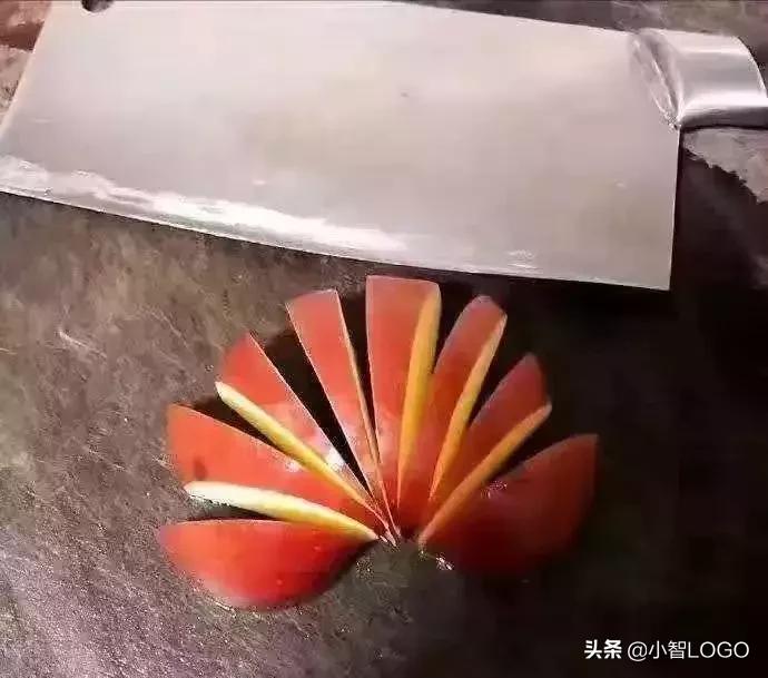 华为看不见苹果logo吗,华为logo拼起来是苹果吗