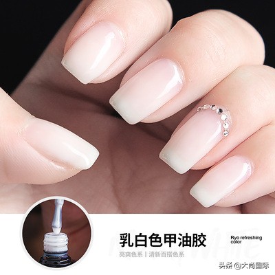 涂指甲油正确方法,如何涂指甲油才会涂的好看