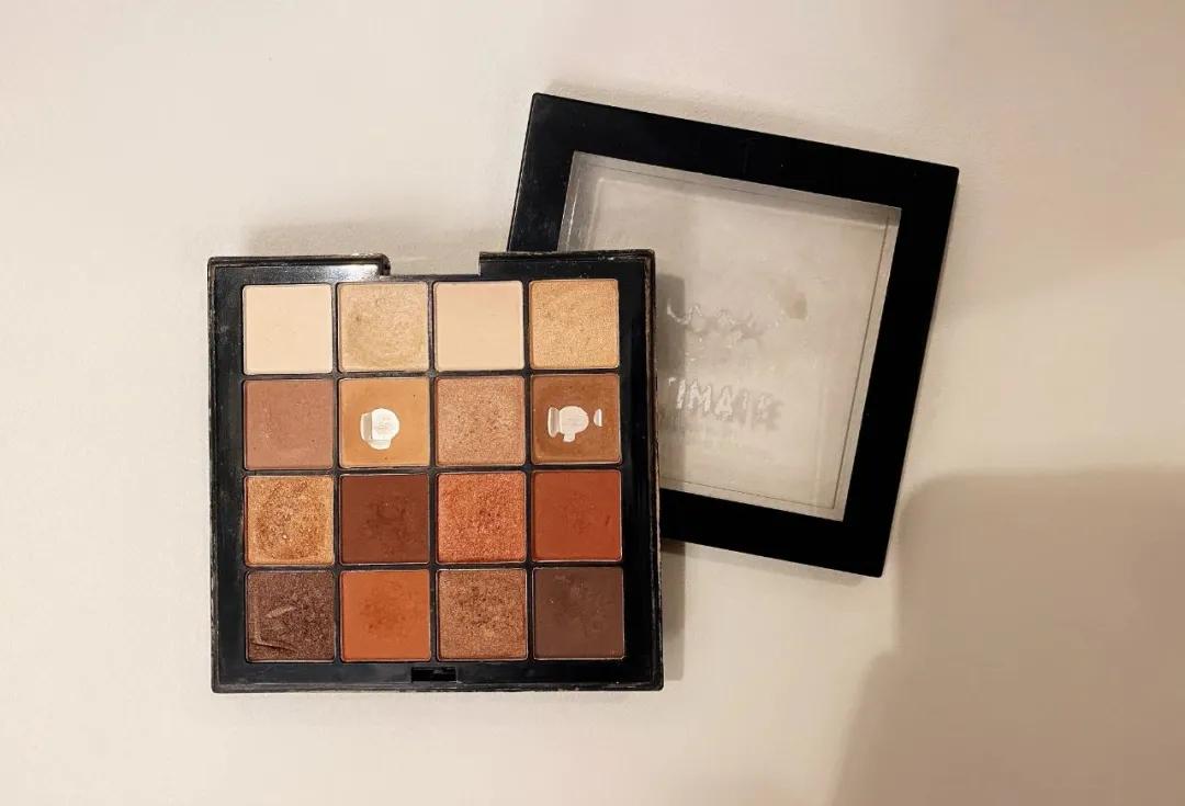 适合秋冬的大地色眼影盘,3款让人哇塞的平价眼影