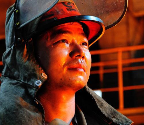 00后轧钢工人的生活,轧钢工人日常生活