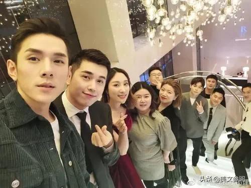 李佳琦和小助理在一起吗,李佳琦和小助理相爱相杀