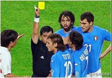 足球中最不允许的进球和判罚,足球场上的十大匪夷所思