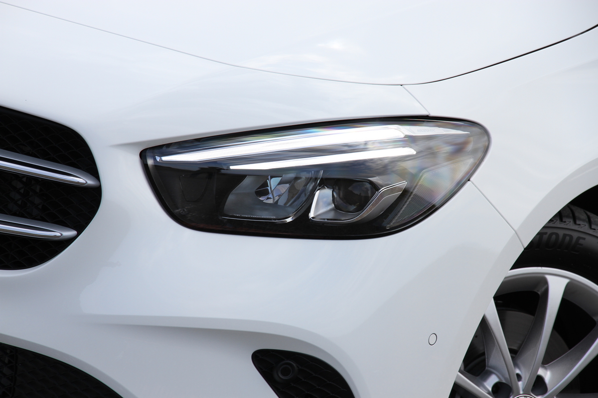 Mercedes-BenzB200试驾报导,它不只是一辆“买菜车”