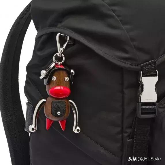 想要大牌包包,想要比较有特色的包包