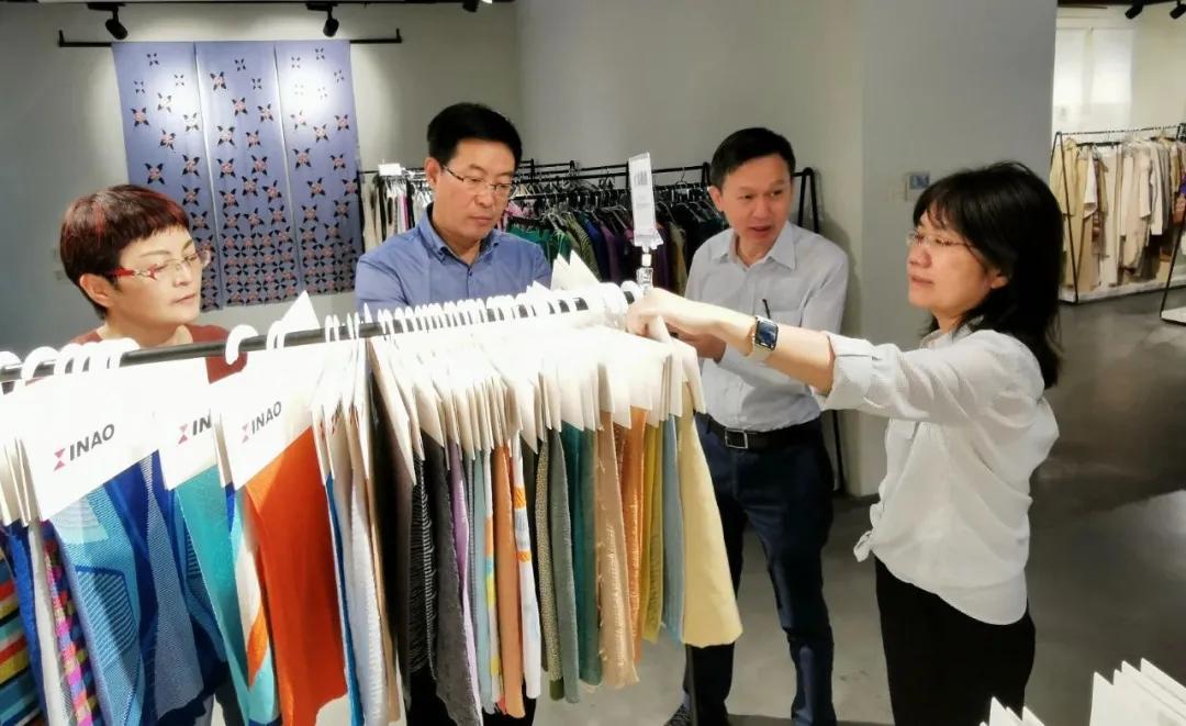 浙江新澳纺织股份有限公司,浙江新澳纺织集团有限责任公司