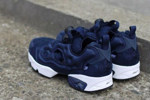 刚刷的鞋穿一天还是臭怎么办,下雨鞋湿了臭了怎么除臭