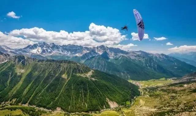 国内十大滑翔伞胜地排名,世界上十大滑翔伞