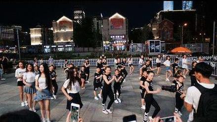 快闪、街舞、爵士、古典，菊花会即将迎来一波神秘嘉宾！