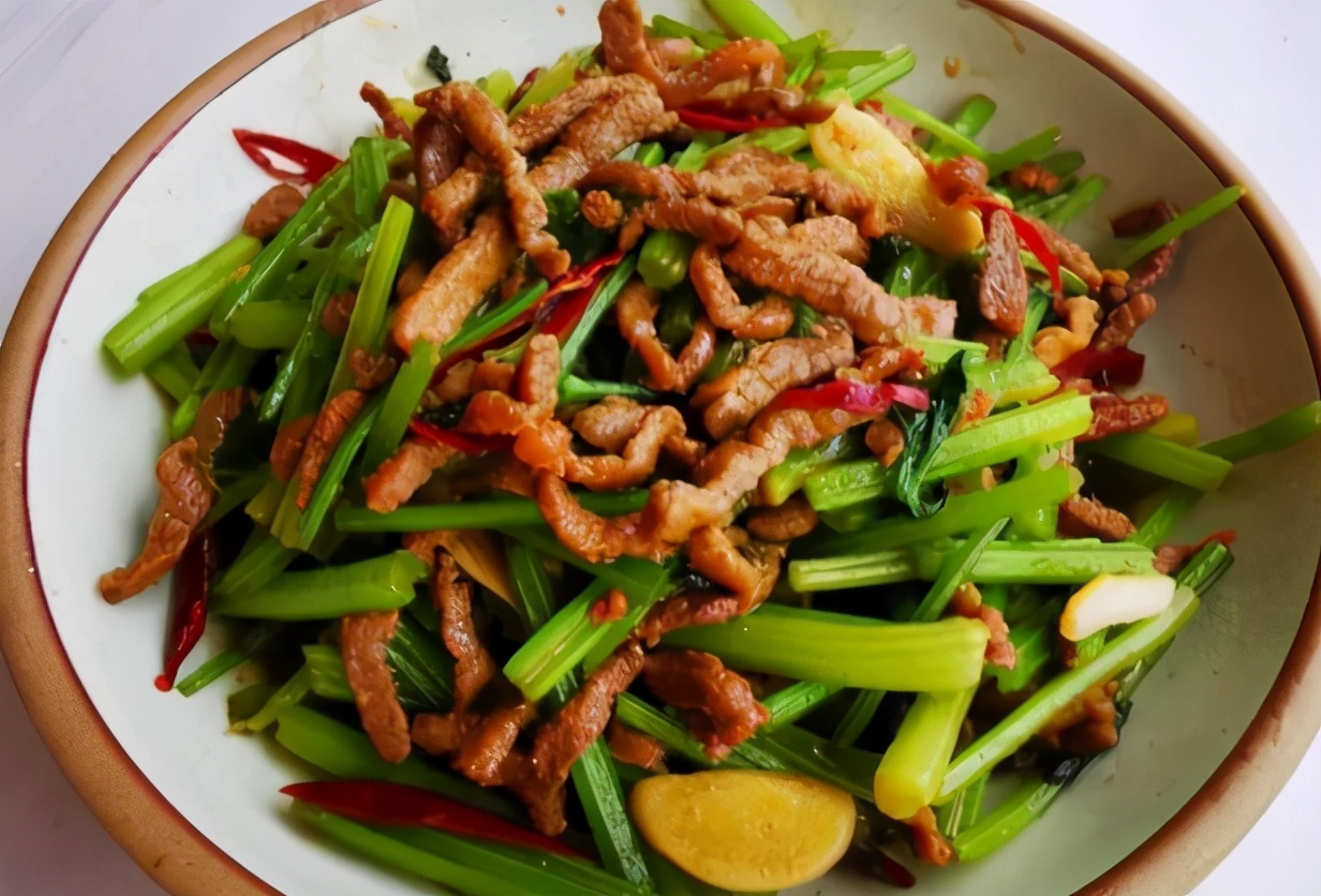 炒瘦肉总是发硬怎么办,炒瘦肉硬了怎么补救