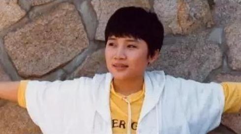 功成名就的李娜为什么会选择出家,出家李娜个人资料