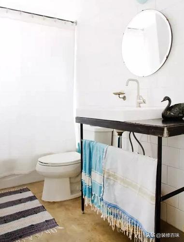 家里的玻璃胶发黑怎么清洗,家里的玻璃胶怎么预防发黄