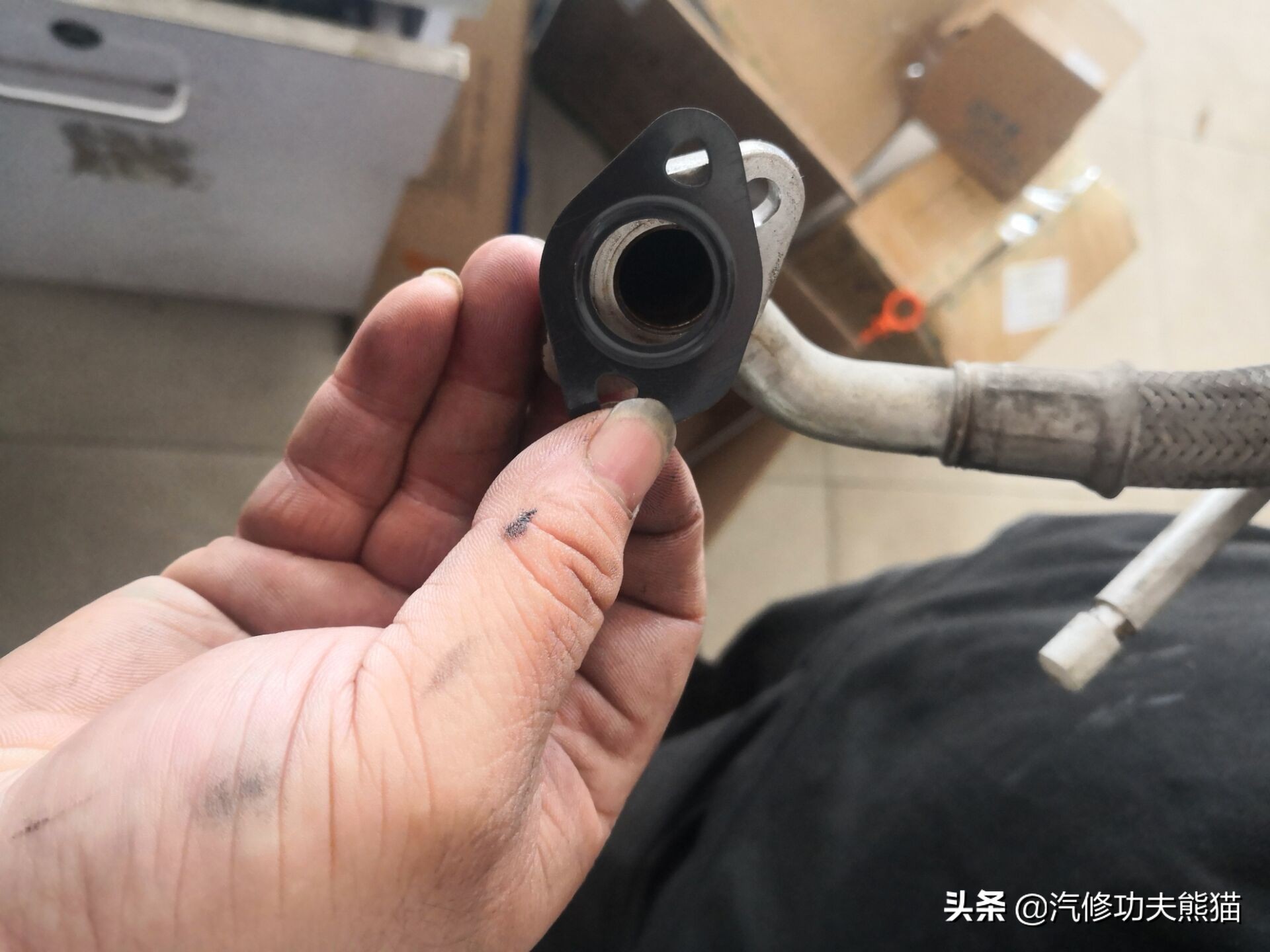 10年奥迪a6l2.0t烧机油怎么解决,10年奥迪a6l2.0t烧机油维修