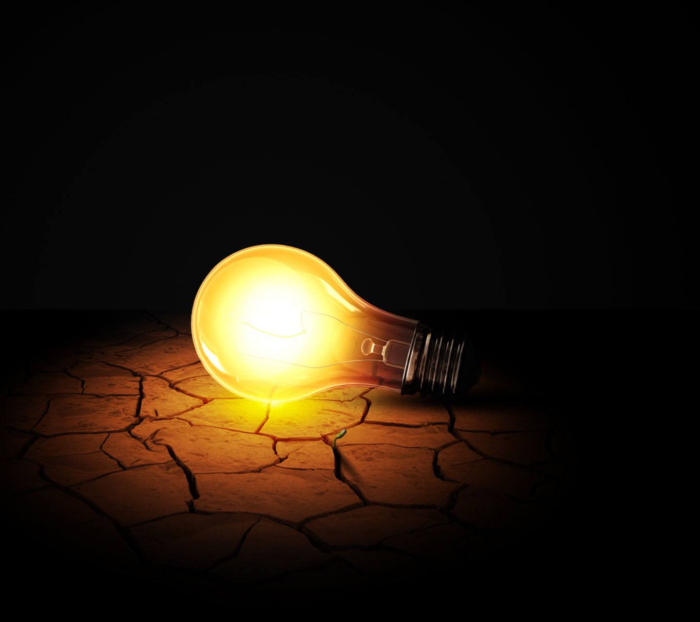 夜间传出怪声音,村子里晚上睡觉听见怪声