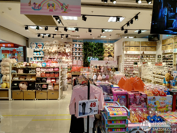 荣耀8xmax缺点和不足之处,荣耀8xmax上手体验不足