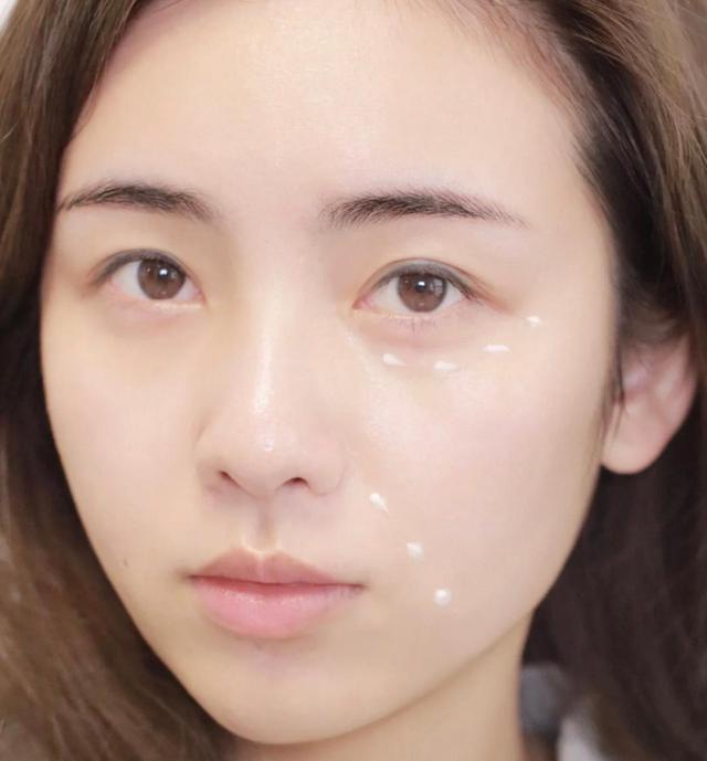 女人护肤常犯的错误,40岁女人化妆的十大误区