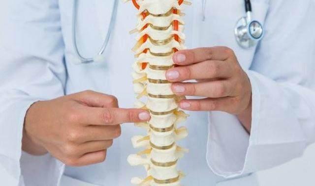 老年人缺钙吃补钙保健品好吗,老年人缺钙吃钙片有效么