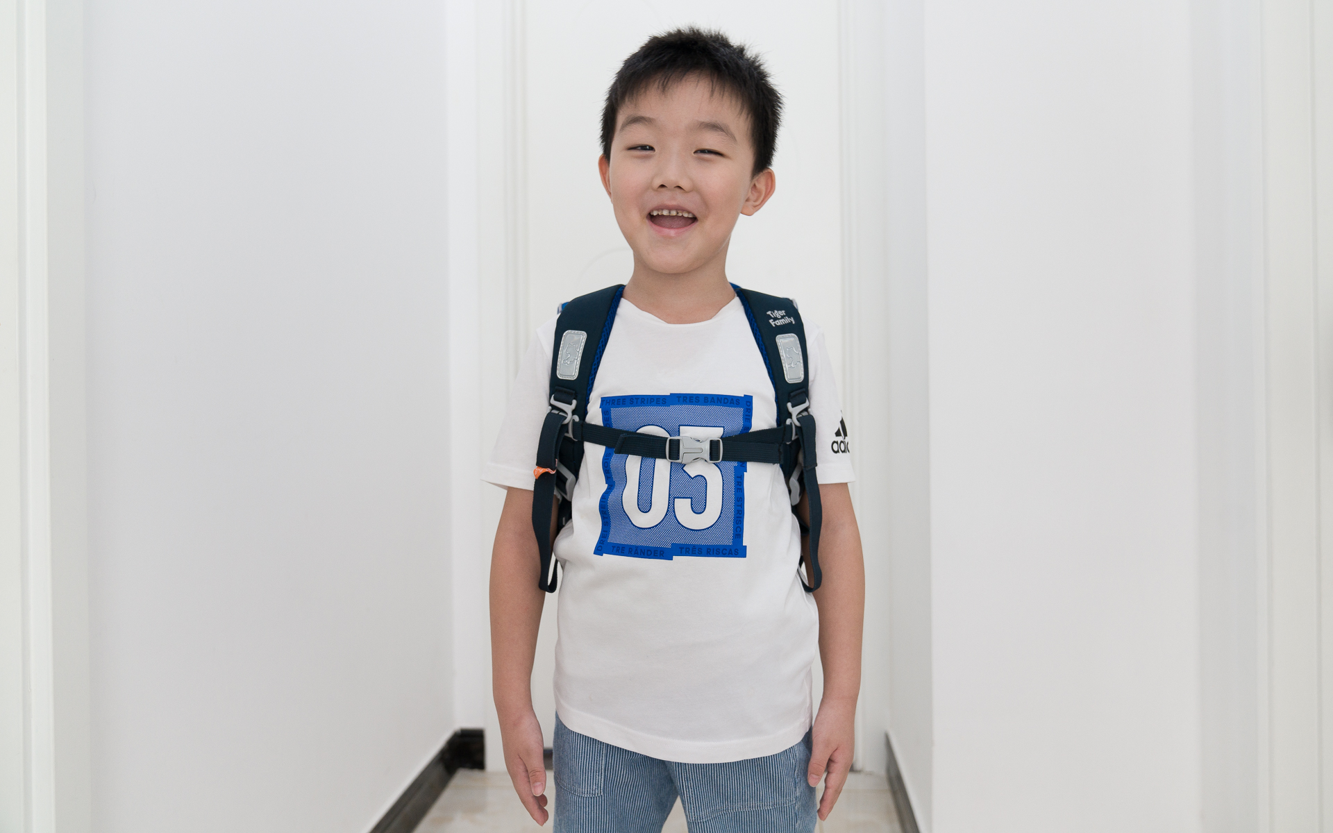 学生书包4-6年级护脊减负书包,初中生书包3-6年级减压护脊书包