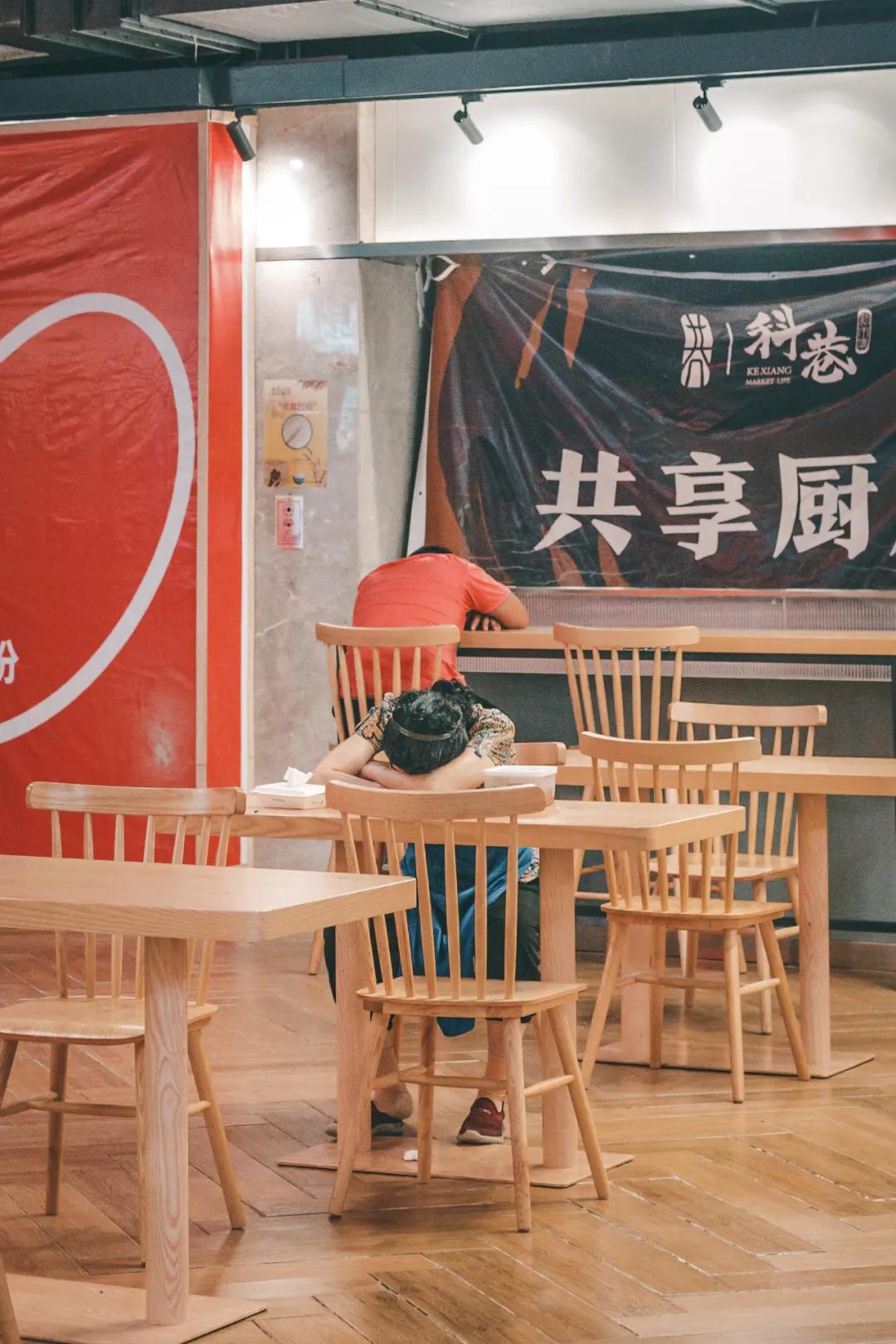 没人在排队的地方,科巷要排队吗