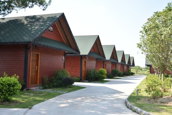 春日活动来袭秒杀团购等你来,韶关香草世界森林公园小木屋