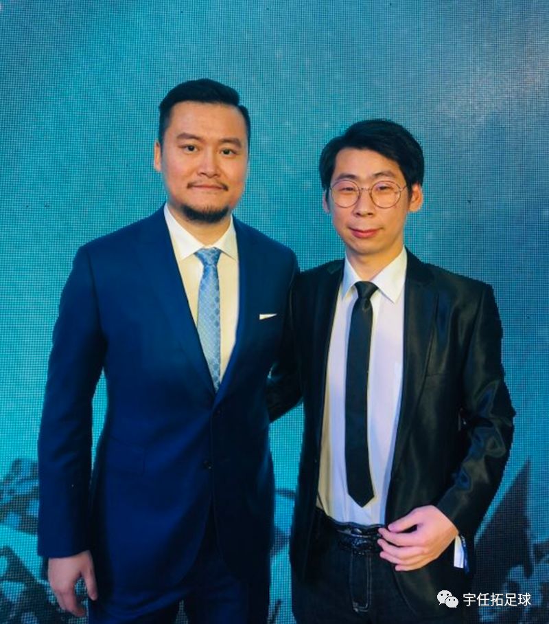 从“无证经营”到官方认证,两位陕西民间解说的足球故事