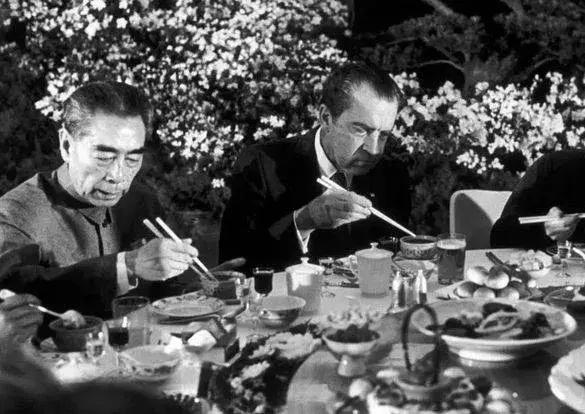 并箸而食——日常使用的筷子进化历程